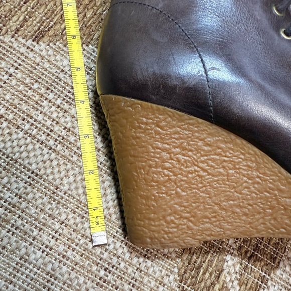 Michael Kors leather bootie wedge, brown size 9.5 - Picture 12 of 12